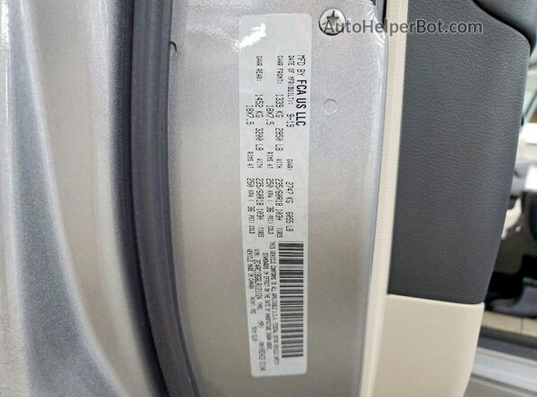 2C4RC1BG6LR121124 2020 CHRYSLER PACIFICA Silver Widok komory silnika