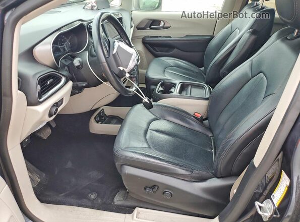 2C4RC1BG6LR280368 2020 CHRYSLER PACIFICA Серый Вид салона спереди