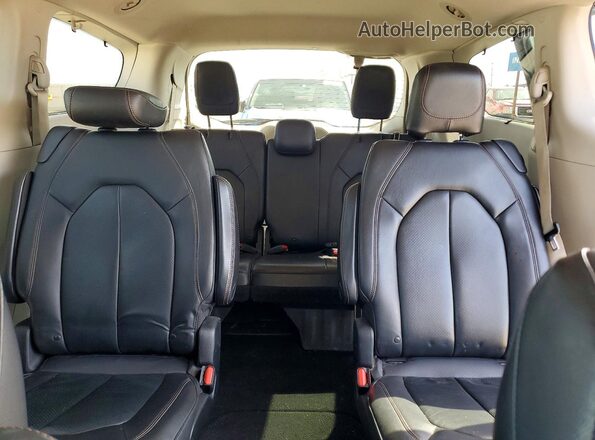 2C4RC1BG6LR280368 2020 CHRYSLER PACIFICA Серый Вид задних сидений