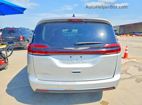 2C4RC1BG6RR139552 2024 CHRYSLER PACIFICA Silver Widok z tyłu