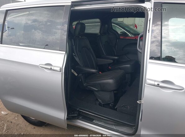 2C4RC1BG6TR174728 2026 CHRYSLER PACIFICA Silver Vista de la etiqueta del VIN