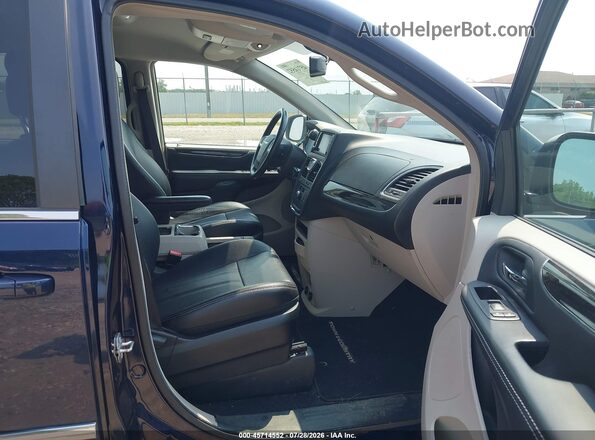 2C4RC1BG7GR175361 2016 CHRYSLER TOWN & COUNTRY Dark Blue Front interior view