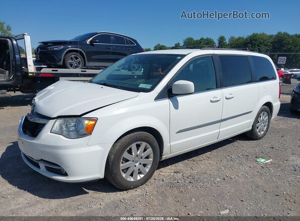 2C4RC1BG7GR187347 2016 CHRYSLER TOWN & COUNTRY Белый Передняя левая четверть