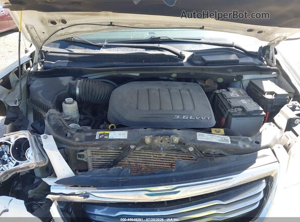 2C4RC1BG7GR187347 2016 CHRYSLER TOWN & COUNTRY Белый Вид сзади