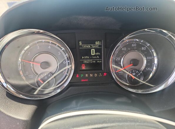 2C4RC1BG7GR231038 2016 CHRYSLER TOWN Charcoal Սարքավորումների վահանակի տեսք