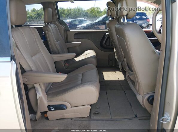 2C4RC1BG7GR286444 2016 CHRYSLER TOWN & COUNTRY Gold Vista de la etiqueta del VIN