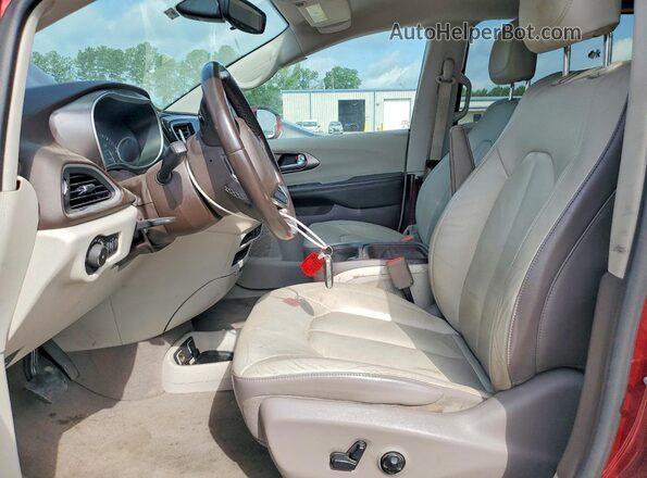 2C4RC1BG7HR729841 2017 CHRYSLER PACIFICA Бордовый Вид салона спереди