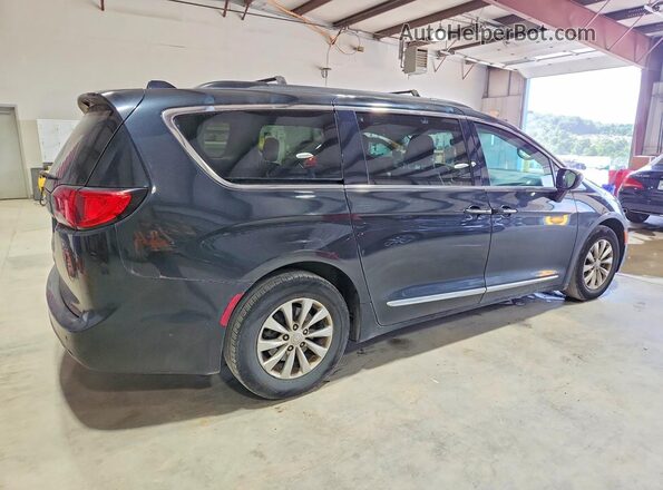 2C4RC1BG7HR788338 2017 CHRYSLER PACIFICA Black Задня права чверть