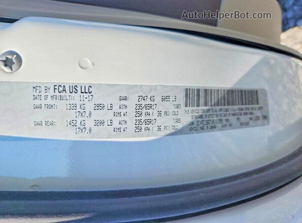2C4RC1BG7JR141895 2018 CHRYSLER PACIFICA White VIN կոդի պիտակի տեսք