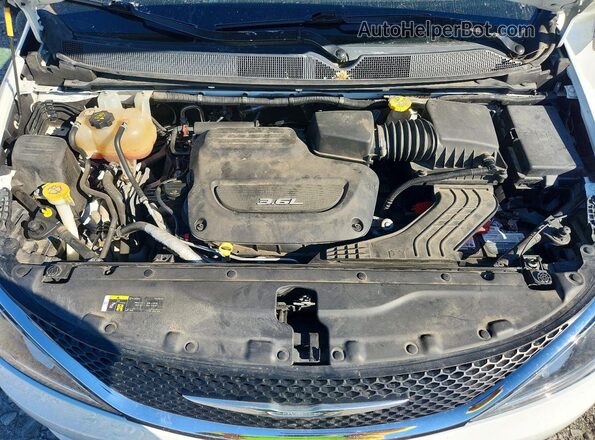 2C4RC1BG7JR141895 2018 CHRYSLER PACIFICA White Շարժիչի բաժամունքի տեսք