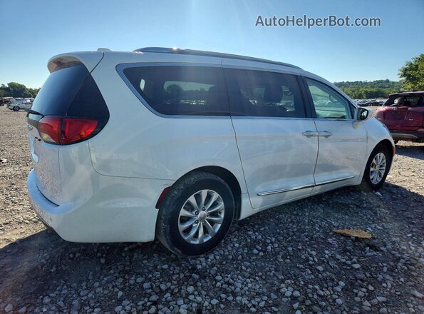 2C4RC1BG7JR141895 2018 CHRYSLER PACIFICA White Հետևի աջ