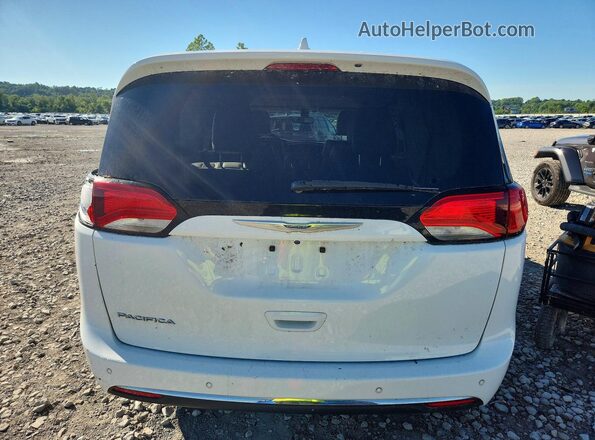 2C4RC1BG7JR141895 2018 CHRYSLER PACIFICA White Հետևի տեսք