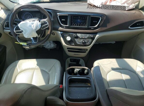 2C4RC1BG7JR172273 2018 CHRYSLER PACIFICA Белый Вид панели приборов
