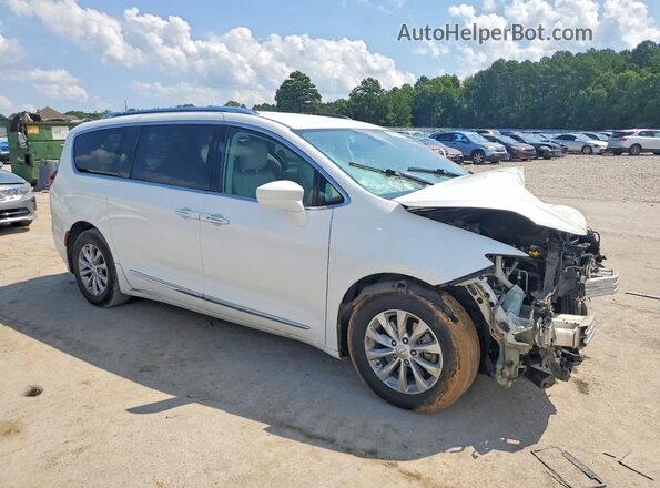 2C4RC1BG7JR172273 2018 CHRYSLER PACIFICA Белый Передняя правая четверть