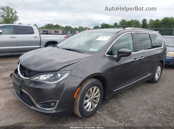 2C4RC1BG7JR235243 2018 CHRYSLER PACIFICA Gray Передня ліва чверть