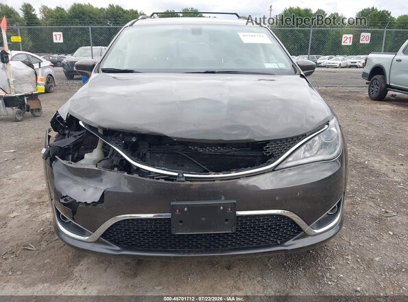 2C4RC1BG7JR235243 2018 CHRYSLER PACIFICA Gray Вид щитка приладів