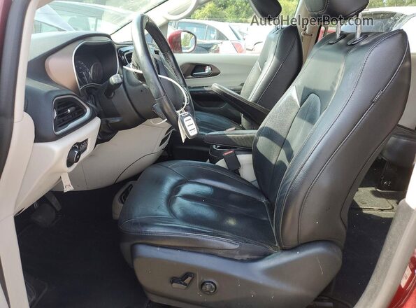 2C4RC1BG7JR321300 2018 CHRYSLER PACIFICA Burgundy Front interior view
