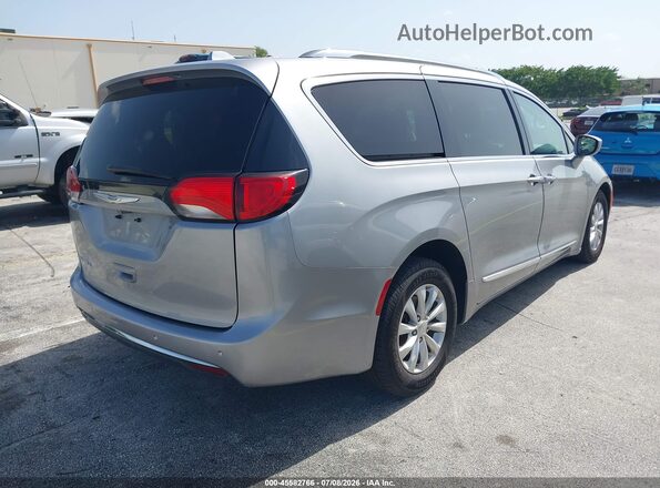 2C4RC1BG7JR356077 2018 CHRYSLER PACIFICA Silver Հետևի աջ