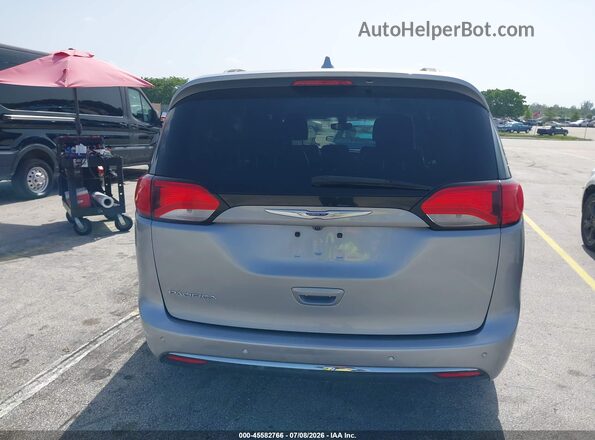 2C4RC1BG7JR356077 2018 CHRYSLER PACIFICA Silver 