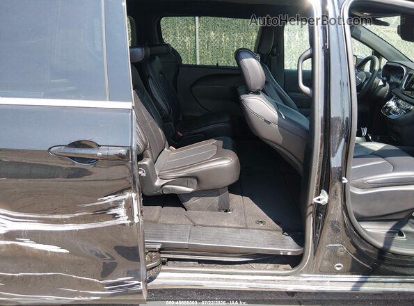 2C4RC1BG7TR201712 2026 CHRYSLER PACIFICA Black Вид наклейки з VIN-кодом