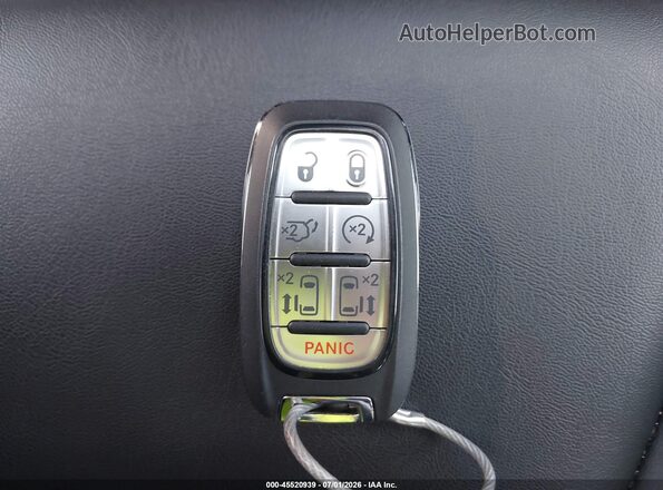 2C4RC1BG7TR217232 2026 CHRYSLER PACIFICA White Առջևի վահանակի տեսք