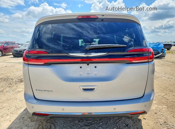 2C4RC1BG7TR250439 2026 CHRYSLER PACIFICA Silver Հետևի տեսք