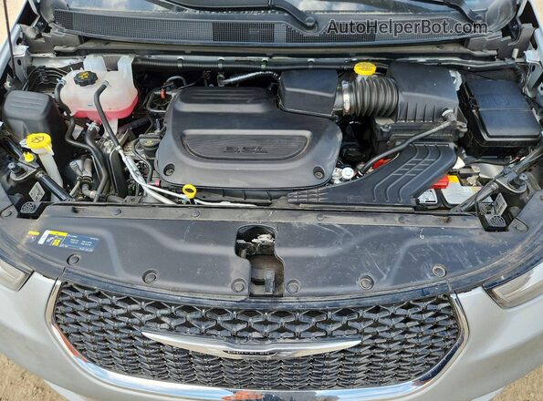 2C4RC1BG7TR250439 2026 CHRYSLER PACIFICA Silver Շարժիչի բաժամունքի տեսք