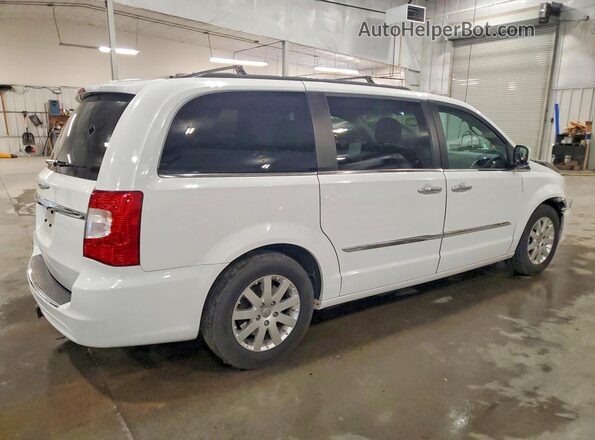 2C4RC1BG8GR253775 2016 CHRYSLER TOWN White Rear right