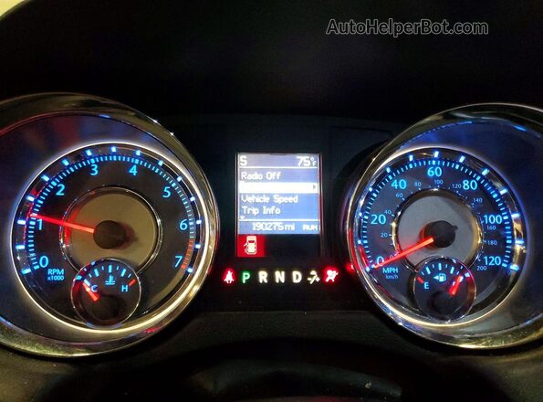 2C4RC1BG8GR253775 2016 CHRYSLER TOWN White Instrument cluster view