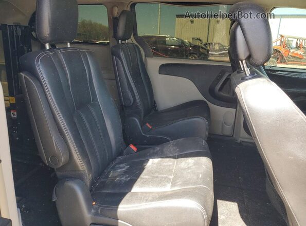 2C4RC1BG8GR299302 2016 CHRYSLER TOWN Gray Սալոնի հետևի տեսք