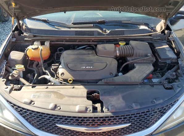 2C4RC1BG8JR110316 2018 CHRYSLER PACIFICA Gray Շարժիչի բաժամունքի տեսք