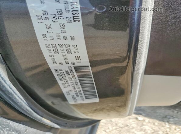 2C4RC1BG8JR219018 2018 CHRYSLER PACIFICA Black Вид наклейки з VIN-кодом