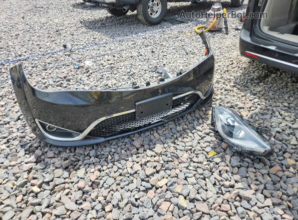 2C4RC1BG8JR290865 2018 CHRYSLER PACIFICA Black Vista de la etiqueta del VIN