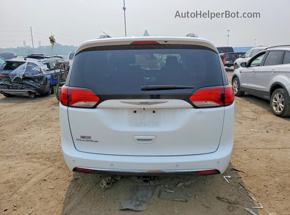 2C4RC1BG8JR317336 2018 CHRYSLER PACIFICA Белый Вид сзади