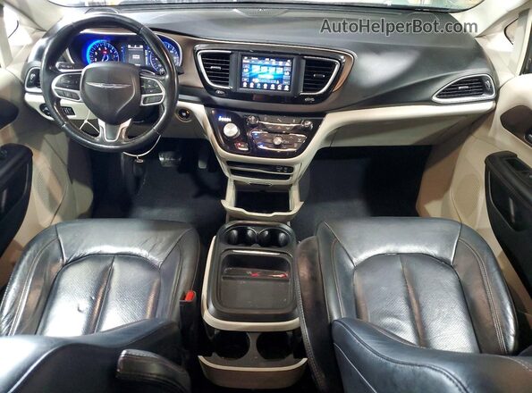 2C4RC1BG8KR554295 2019 CHRYSLER PACIFICA Серый Вид панели приборов
