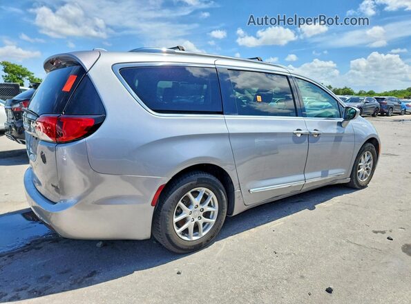 2C4RC1BG8LR131833 2020 CHRYSLER PACIFICA Серебряный Задняя правая четверть