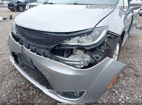 2C4RC1BG8LR276404 2020 CHRYSLER PACIFICA Серебряный Вид спереди