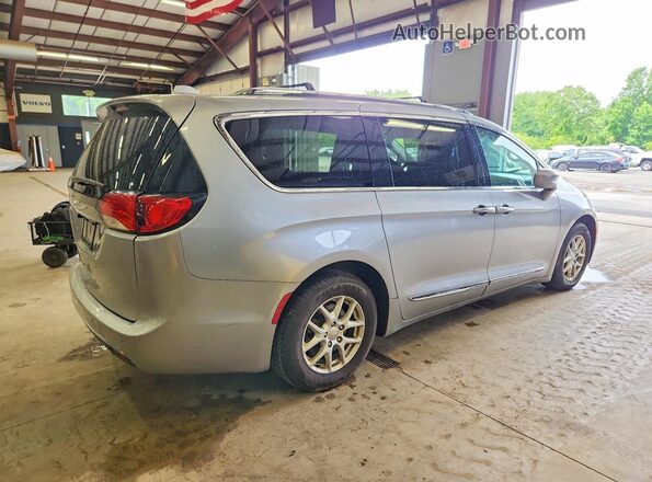 2C4RC1BG8LR276905 2020 CHRYSLER PACIFICA Silver Tył prawy