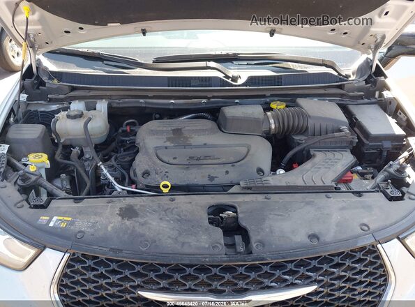 2C4RC1BG8RR167482 2024 CHRYSLER PACIFICA Silver Widok z tyłu