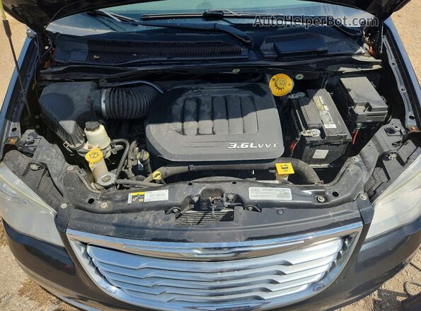 2C4RC1BG9GR237987 2016 CHRYSLER TOWN Black Vista del compartimento del motor