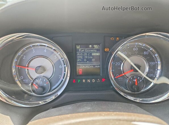 2C4RC1BG9GR245328 2016 CHRYSLER TOWN Tan Widok zestawu wskaźników