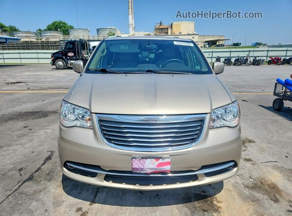 2C4RC1BG9GR245328 2016 CHRYSLER TOWN Tan Widok z przodu
