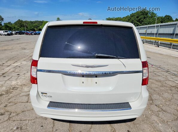2C4RC1BG9GR290320 2016 CHRYSLER TOWN White Вид ззаду