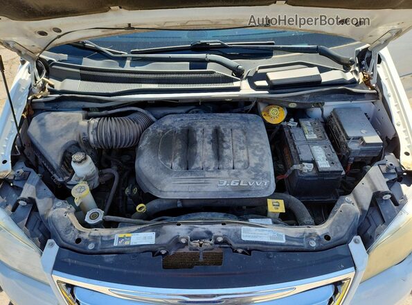 2C4RC1BG9GR290320 2016 CHRYSLER TOWN White Вид підкапотного простору