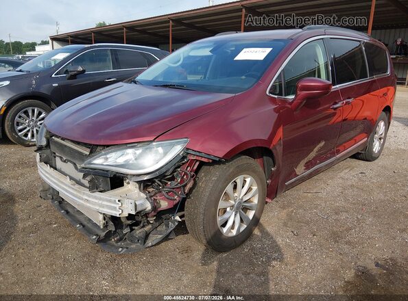 2C4RC1BG9HR533917 2017 CHRYSLER PACIFICA Burgundy Front left