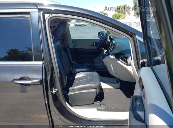 2C4RC1BG9JR120725 2018 CHRYSLER PACIFICA Black Սալոնի դիմացի տեսք