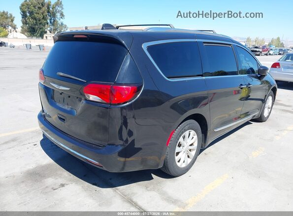 2C4RC1BG9JR120725 2018 CHRYSLER PACIFICA Black Դիմացի տեսք