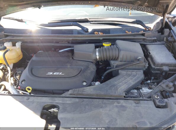 2C4RC1BG9JR120725 2018 CHRYSLER PACIFICA Black Հետևի տեսք