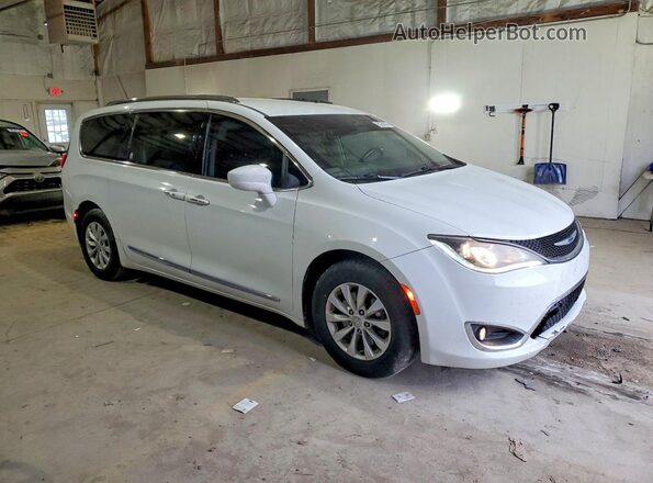 2C4RC1BG9KR625407 2019 CHRYSLER PACIFICA Белый Передняя правая четверть