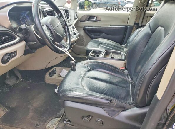 2C4RC1BG9LR275603 2020 CHRYSLER PACIFICA Черный Вид салона спереди
